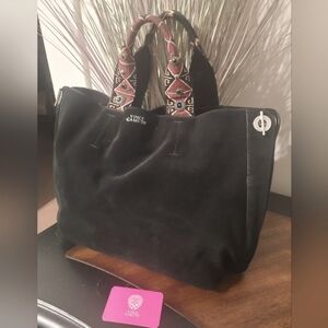 VINCE CAMUTO PURSE